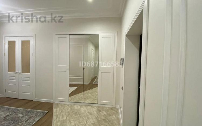 4-комнатная квартира, 196.3 м², 5/9 этаж, проспект Мангилик Ел - Орынбор Astana - photo 2
