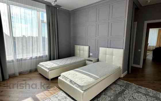 4-комнатная квартира, 147.3 м², 4/16 этаж, Туран 22/1 Astana