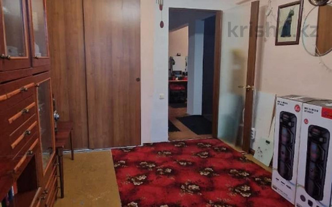 4-комнатная квартира, 75 м², 5/5 этаж, пр. Шакарима 150/1 Усть-Каменогорск - изображение 6