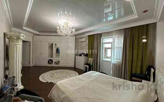 4-комнатная квартира, 227 м², 3/8 этаж, проспект Мангилик Ел 27 - Орынбор Astana