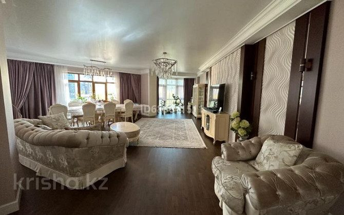 4-комнатная квартира, 227 м², 3/8 этаж, проспект Мангилик Ел 27 - Орынбор Астана - изображение 1