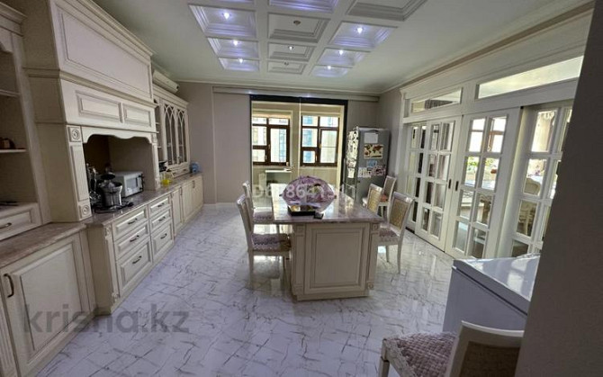 4-комнатная квартира, 227 м², 3/8 этаж, проспект Мангилик Ел 27 - Орынбор Астана - изображение 4