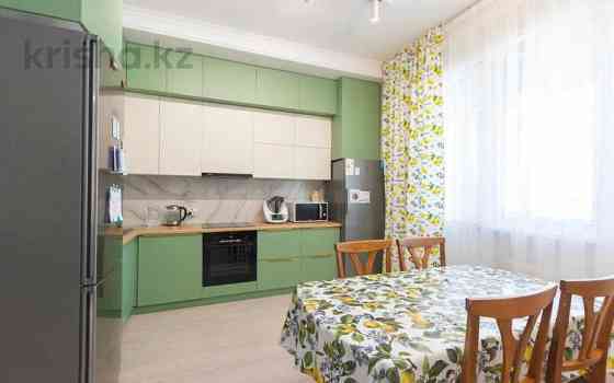 4-комнатная квартира, 110 м², 14/15 этаж, Мангилик Ел 26 - Керей Жанибек хандар Astana