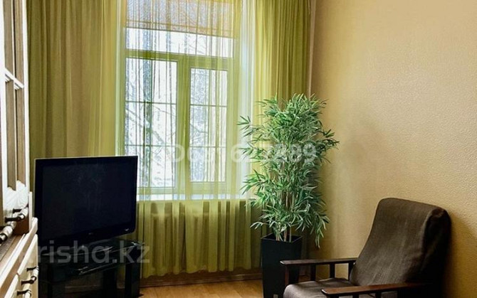 2-комнатная квартира, 60 м², 2/5 этаж, Толе би 55 Almaty - photo 7