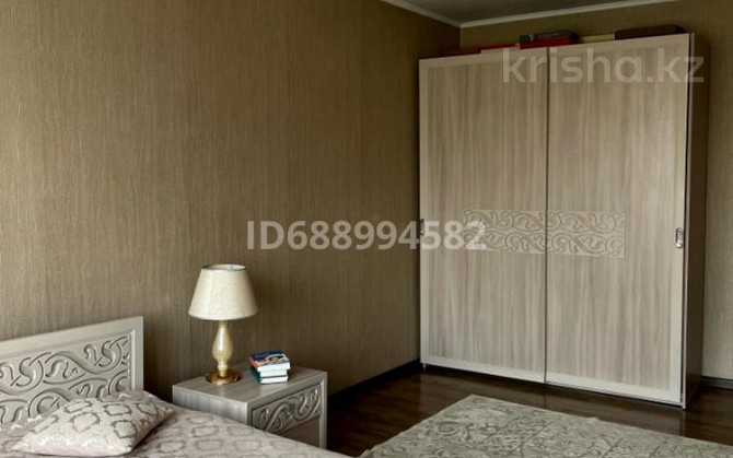 3-комнатная квартира, 72 м², 5/5 этаж, мкр Тастак-1 - Сурикова Алматы - изображение 1