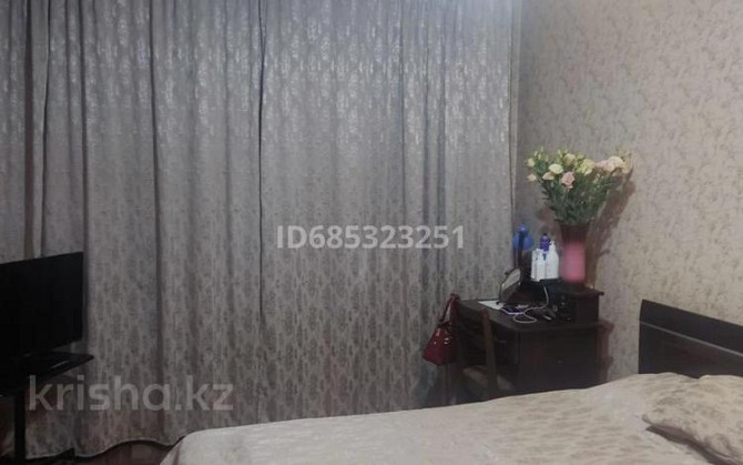 3-комнатная квартира, 59 м², 3/5 этаж, Туркебаева - Мынбаева Almaty - изображение 2