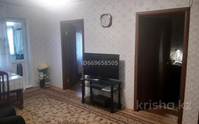 4-комнатная квартира, 62 м², 2/5 этаж, Гагарина 46 Pavlodar - photo 1