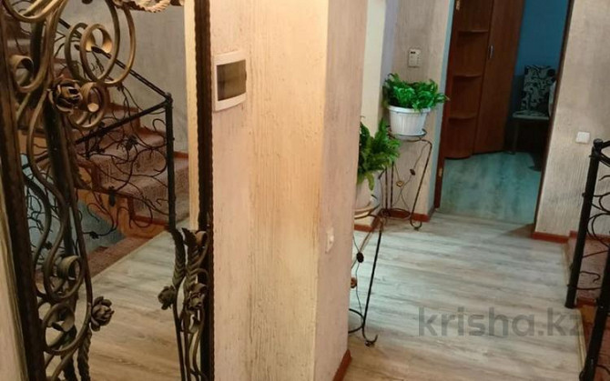 5-комнатный дом, 300 м², 8 сот., Айтеке Би - Срочно  - изображение 5