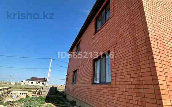 5-комнатный дом, 240 м², 10 сот., Жанаконыс 3 744 Актобе