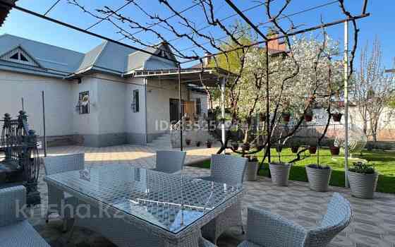 6-комнатный дом, 160 м², 9 сот., САМАЛ-2 - Дендропарк Шымкент