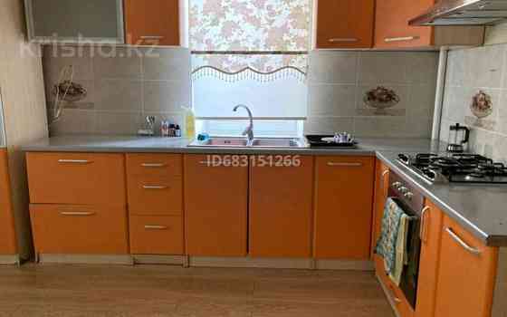 6-комнатный дом, 380 м², , Гумарова 98 Атырау