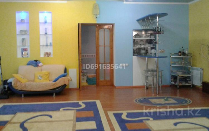 6-комнатный дом, 250 м², 2 сот., Ветеранов 5/2 - 50 лет Октября Балхаш - изображение 1