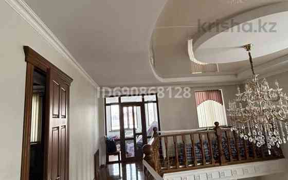 8-комнатный дом, 350 м², 10 сот., Махмуд Кашгари 106 - Абая Taraz