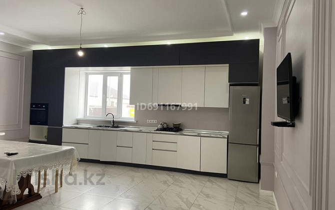 4-комнатный дом, 210 м², 10 сот., мкр Байтак, Кызылжар 20 Атырау - изображение 1