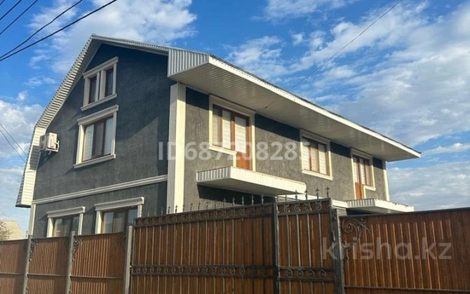 5-комнатный дом, 260 м², 4.5 сот., Жарбосынова 95 - Ерниязова Атырау - изображение 1