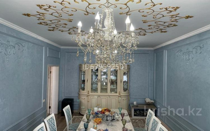 6-комнатный дом, 220 м², 9 сот., Квартал 5 196 Almaty - photo 2