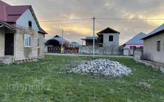 2-комнатный дом, 65 м², 8 сот., мкр Северо-Запад, Тарактас 7 - Өзекті Shymkent