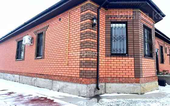 5-комнатный дом, 207 м², 10 сот., Абая Актобе