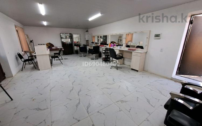 2-комнатный дом, 41 м², 8 сот., мкр Асар-2 7/1 - Атакент 3 перекресток Шымкент - изображение 2