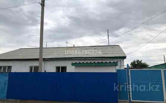 4-комнатный дом, 150 м², 8 сот., улица 1 Степная 12/2 Семей