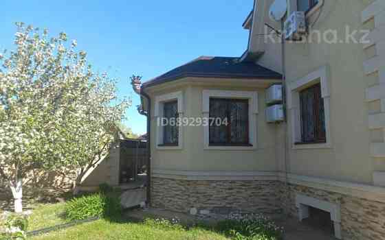6-комнатный дом, 250 м², 8 сот., Мичурино Oral