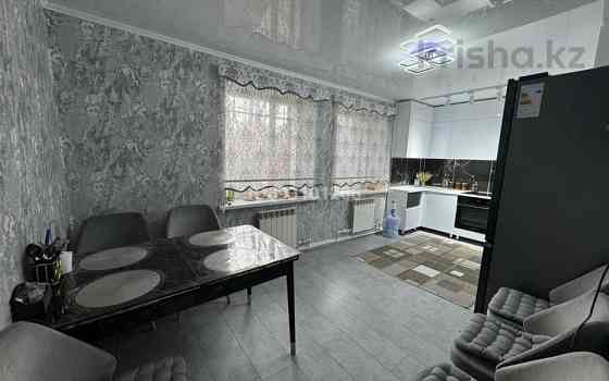 5-комнатный дом, 178.6 м², 10 сот., мкр Кунгей 247 - Нила Мазитова 20 Караганда