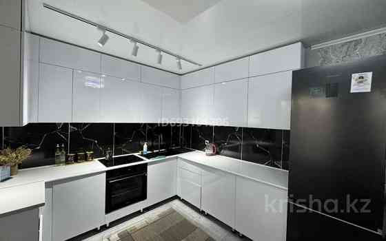 5-комнатный дом, 178.6 м², 10 сот., мкр Кунгей 247 - Нила Мазитова 20 Караганда