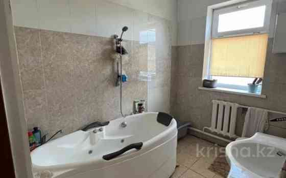 6-комнатный дом, 240 м², 10 сот., Желтоксан 16 