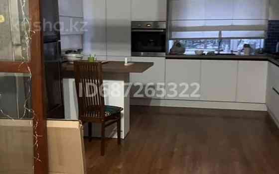 5-комнатный дом, 200 м², 10 сот., Жанкент - Жумабаева Астана