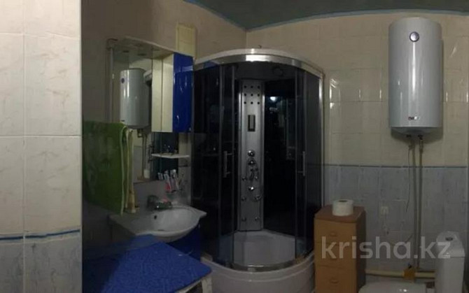 4-комнатный дом, 110 м², 8 сот., Малахова 22а Астана - изображение 3
