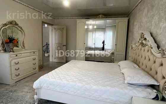 6-комнатный дом, 198 м², 8 сот., мкр. Зачаганск пгт, Автомобилистов 127/5 - Азербаева Oral