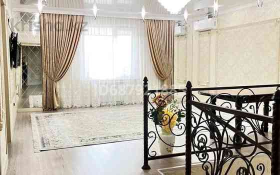 6-комнатный дом, 198 м², 8 сот., мкр. Зачаганск пгт, Автомобилистов 127/5 - Азербаева Oral