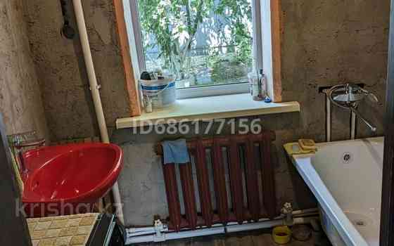 5-комнатный дом, 84 м², 10 сот., улица Цементная 22 Караганда