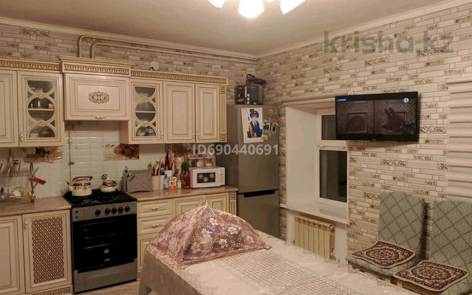 3-комнатный дом, 76 м², 3 сот., Старый город т.айбергенова 61 - Төлеген Айбергенова61 Актобе - изображение 1