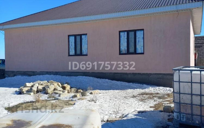 3-комнатный дом, 120 м², 8 сот., мкр Зарослый, 6 Атырау - изображение 1