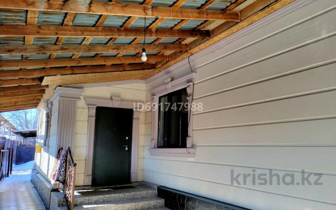 6-комнатный дом, 194.6 м², 5.5 сот., Абая 41В - Угол ул.Шубаева  - photo 1