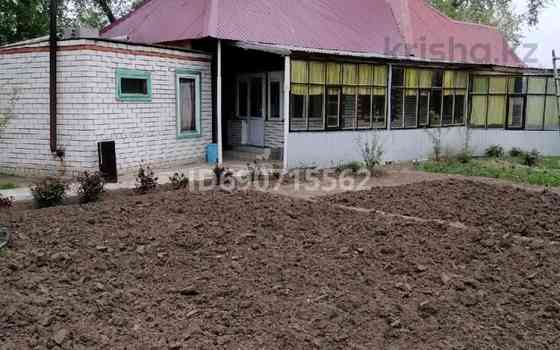 2-комнатный дом, 50 м², 7 сот., Тополек 19 Уральск