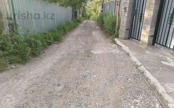 Дача с участком в 8.25 сот., мкр Каменское плато, Западная улица 125 Almaty