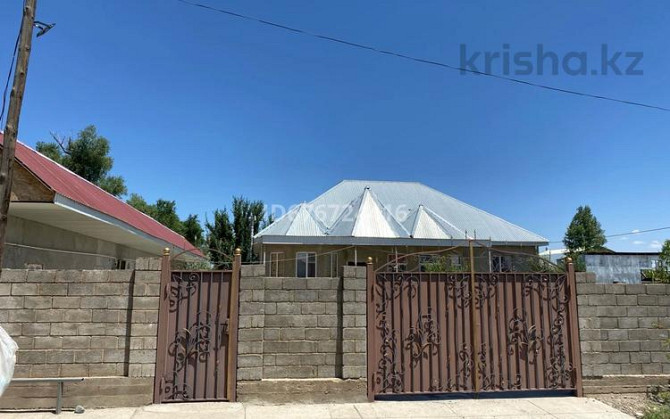 8-комнатный дом, 300 м², 10 сот., 1 пер Орынкулова 140а  - photo 1