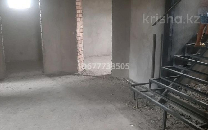 8-комнатный дом, 300 м², 10 сот., Карабура 115 Кентау - изображение 4