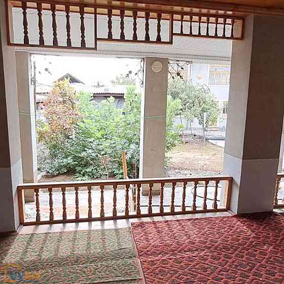 6 комнатный дом, 300 м2, Ташкентская область, Нурафшон, улица Ташкент Йули Нурафшон