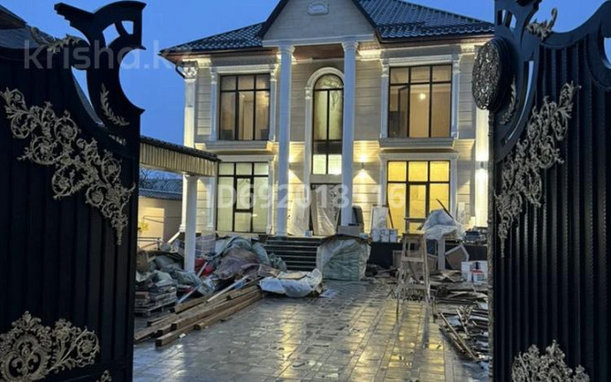 7-комнатный дом, 350 м², 7 сот., Бекхожина 10 Алматы - изображение 1
