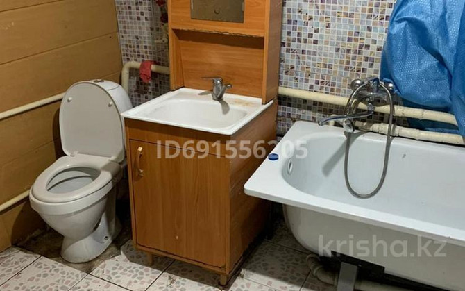 2-комнатный дом, 40 м², 3.7 сот., Кирпичная 66 - 1 мая -теплова Павлодар - изображение 2