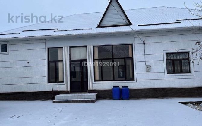 12-комнатный дом, 200 м², 10 сот., Өркениет 14А - Центральный рынок рядом Абай - изображение 1