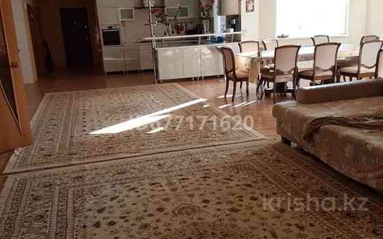 4-комнатный дом, 400 м², 15 сот., Шапагатова 21 С.Шапагатова