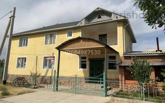 8-комнатный дом, 240 м², 4 сот., Турмаганбетова 20а  - photo 1