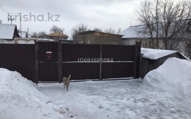 2-комнатный дом, 48 м², 10 сот., Парковая 101 Караганда - изображение 4