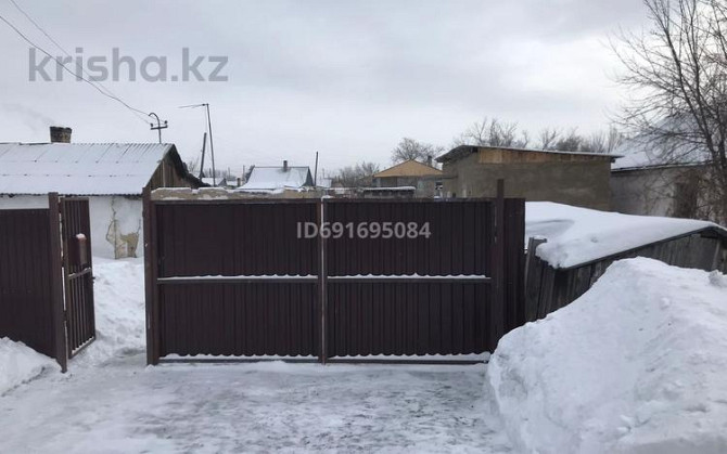 2-комнатный дом, 48 м², 10 сот., Парковая 101 Караганда - изображение 5