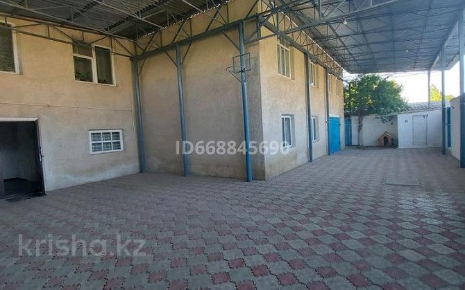 13-комнатный дом, 300 м², 12.5 сот., 1-й переулок Шокана Валиханова 29 Тараз - изображение 2