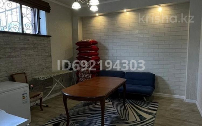 8-комнатный дом, 300 м², 10 сот., мкр Городской Аэропорт, 5-ая 8 Караганда - изображение 7